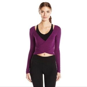 Alo yoga amelia long sleeve crop